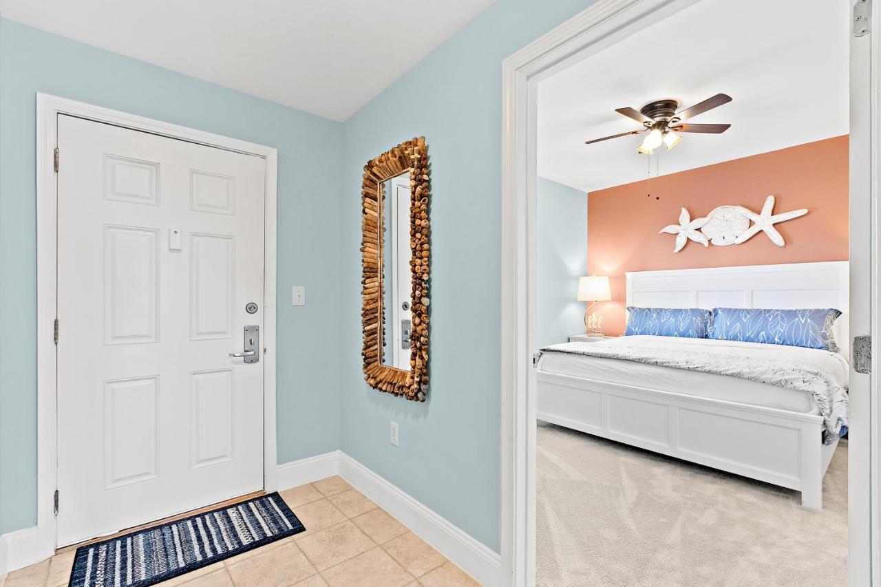 Laketown Wharf Iv Holiday home