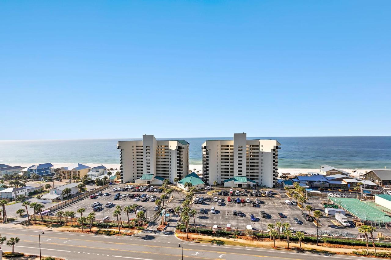 Laketown Wharf Iv